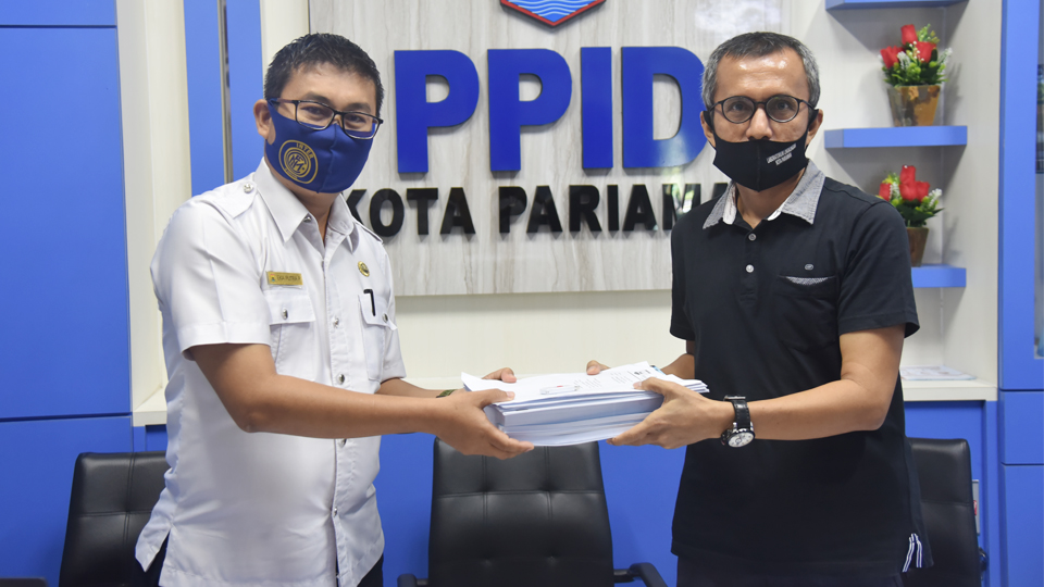 PPID Utama Kota Pariaman Terima Dokumen Daftar Informasi Publik Dari PPID Pembantu Dinas PUPR